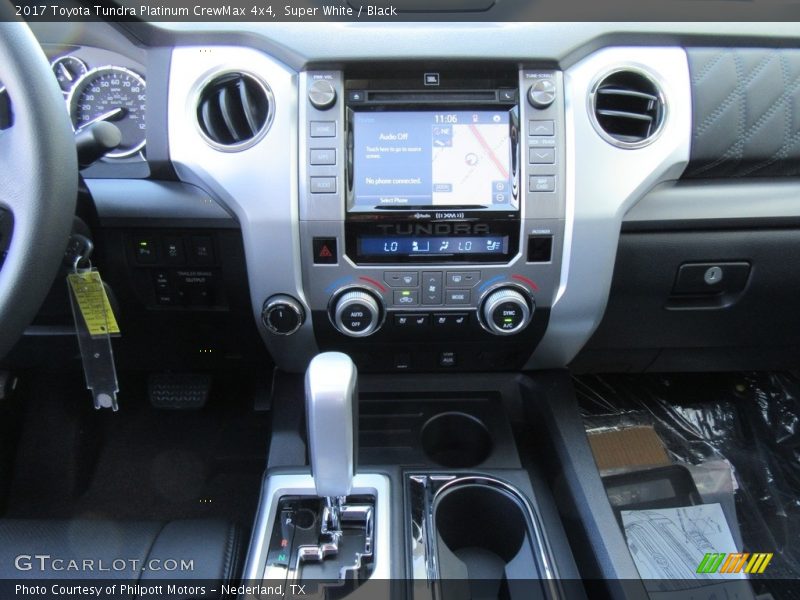 Super White / Black 2017 Toyota Tundra Platinum CrewMax 4x4