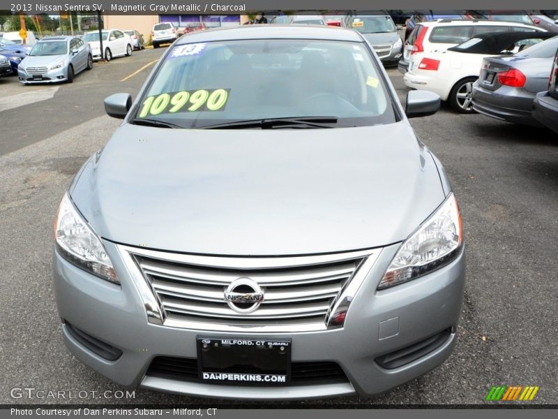 Magnetic Gray Metallic / Charcoal 2013 Nissan Sentra SV