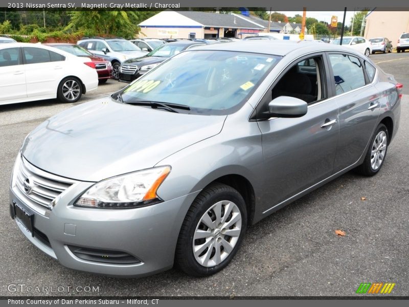 Magnetic Gray Metallic / Charcoal 2013 Nissan Sentra SV