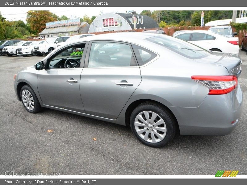 Magnetic Gray Metallic / Charcoal 2013 Nissan Sentra SV
