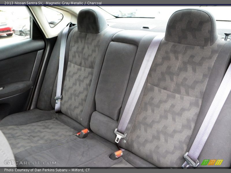 Magnetic Gray Metallic / Charcoal 2013 Nissan Sentra SV