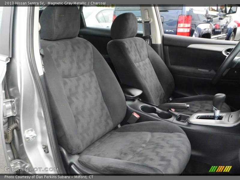 Magnetic Gray Metallic / Charcoal 2013 Nissan Sentra SV