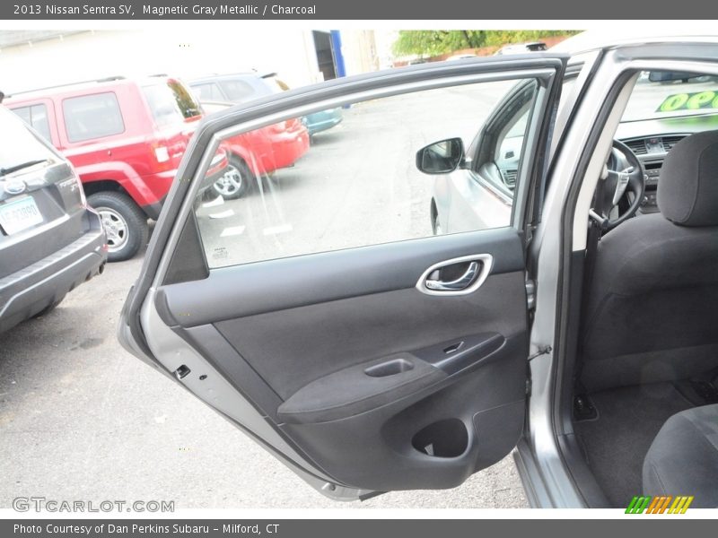 Magnetic Gray Metallic / Charcoal 2013 Nissan Sentra SV
