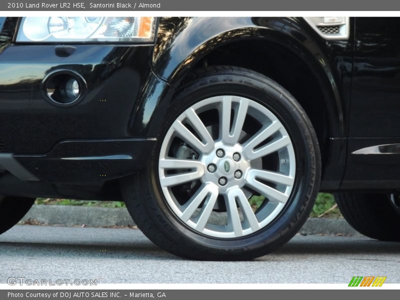 Santorini Black / Almond 2010 Land Rover LR2 HSE