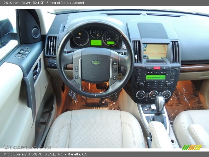 Santorini Black / Almond 2010 Land Rover LR2 HSE