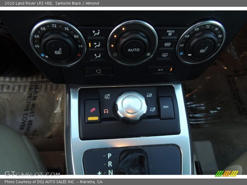 Santorini Black / Almond 2010 Land Rover LR2 HSE