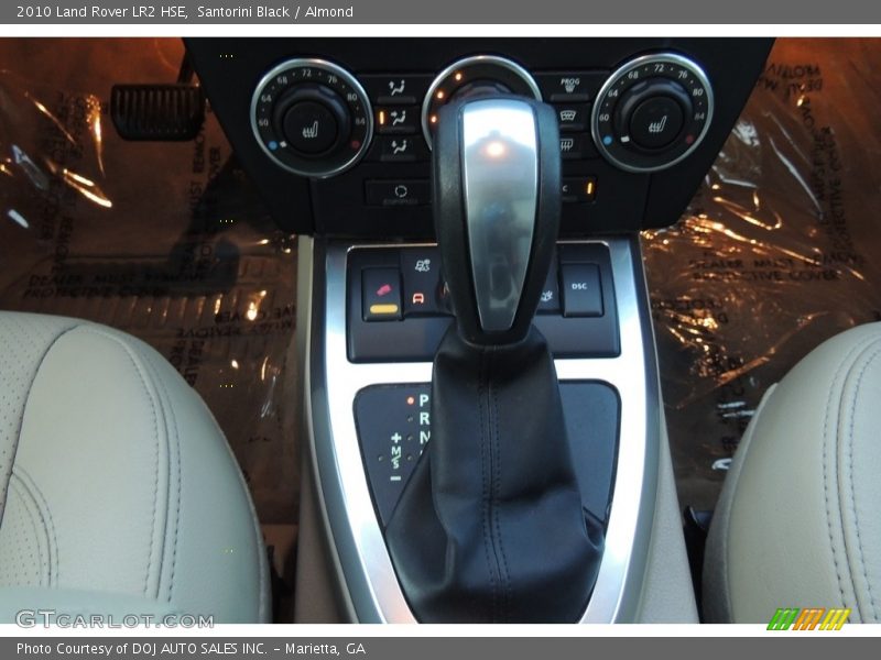 Santorini Black / Almond 2010 Land Rover LR2 HSE