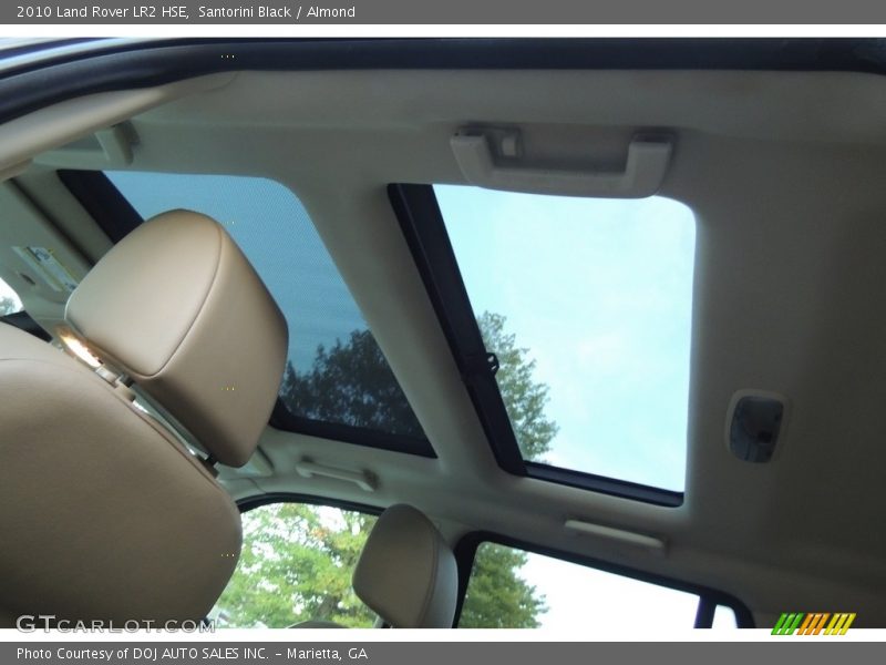 Santorini Black / Almond 2010 Land Rover LR2 HSE