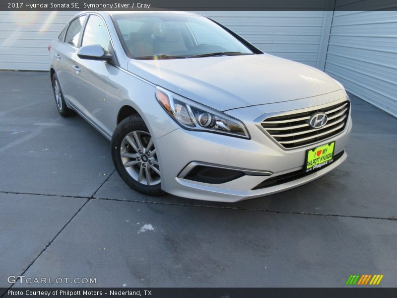 Symphony Silver / Gray 2017 Hyundai Sonata SE