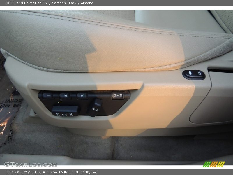 Santorini Black / Almond 2010 Land Rover LR2 HSE