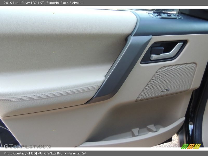 Santorini Black / Almond 2010 Land Rover LR2 HSE
