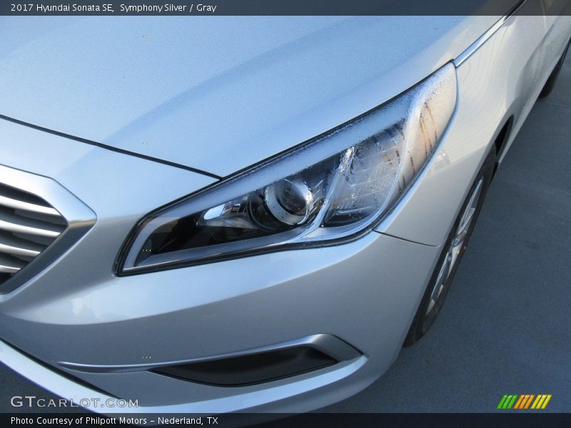 Symphony Silver / Gray 2017 Hyundai Sonata SE