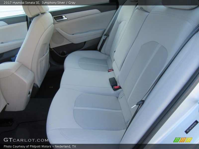Symphony Silver / Gray 2017 Hyundai Sonata SE