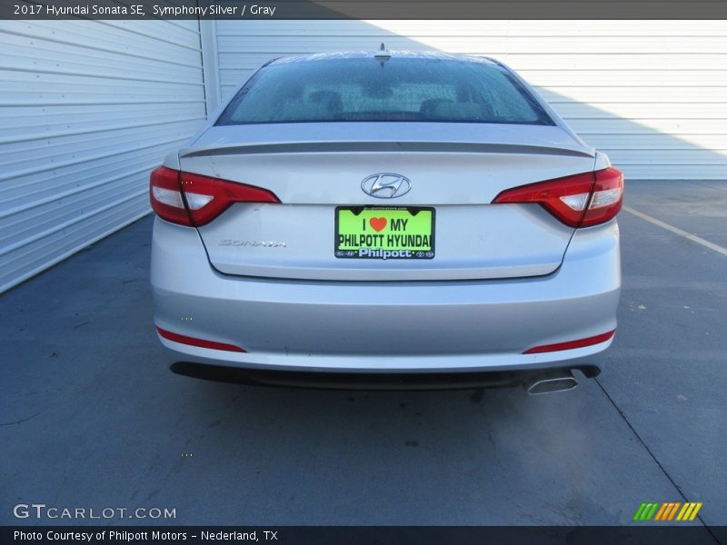 Symphony Silver / Gray 2017 Hyundai Sonata SE