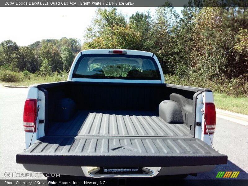 Bright White / Dark Slate Gray 2004 Dodge Dakota SLT Quad Cab 4x4