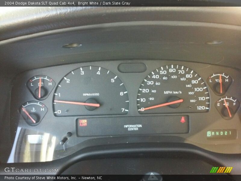 Bright White / Dark Slate Gray 2004 Dodge Dakota SLT Quad Cab 4x4
