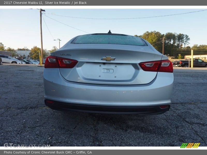 Silver Ice Metallic / Jet Black 2017 Chevrolet Malibu LS