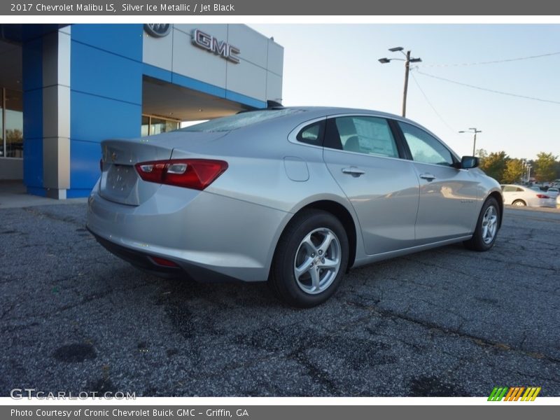 Silver Ice Metallic / Jet Black 2017 Chevrolet Malibu LS