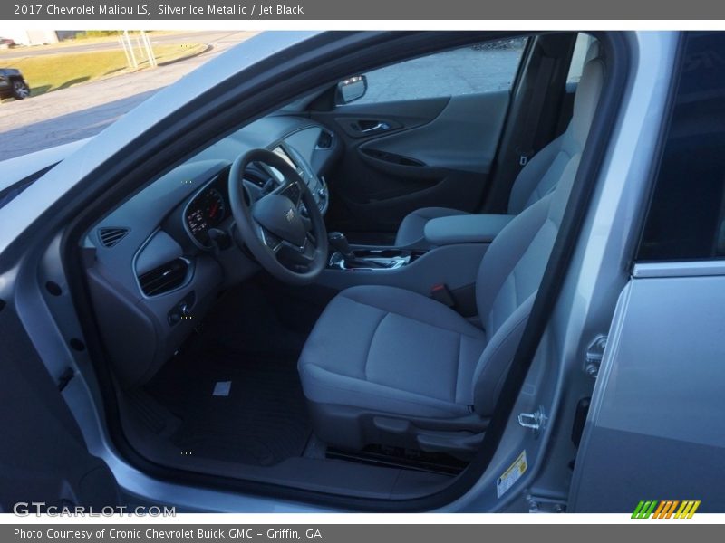 Silver Ice Metallic / Jet Black 2017 Chevrolet Malibu LS