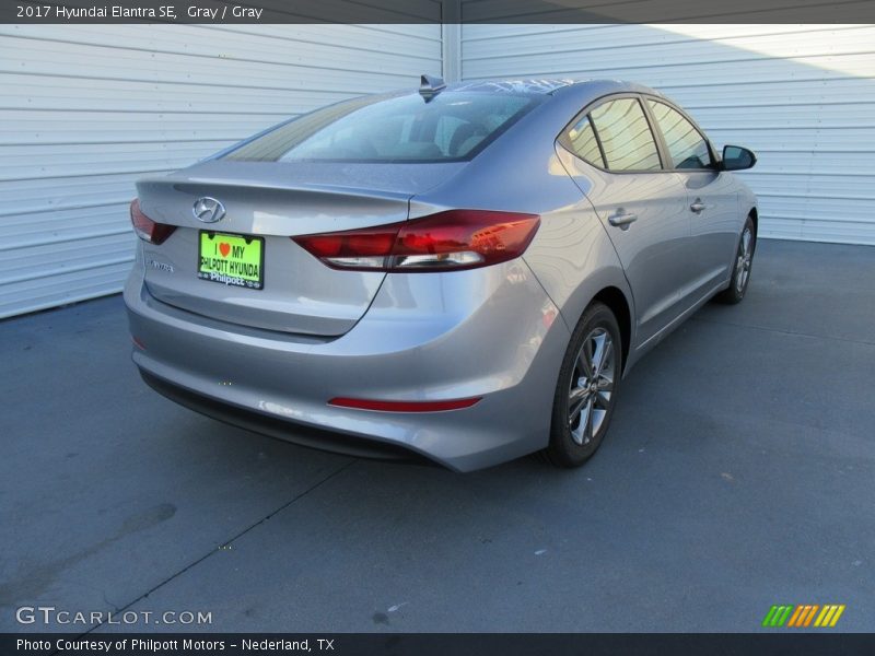 Gray / Gray 2017 Hyundai Elantra SE