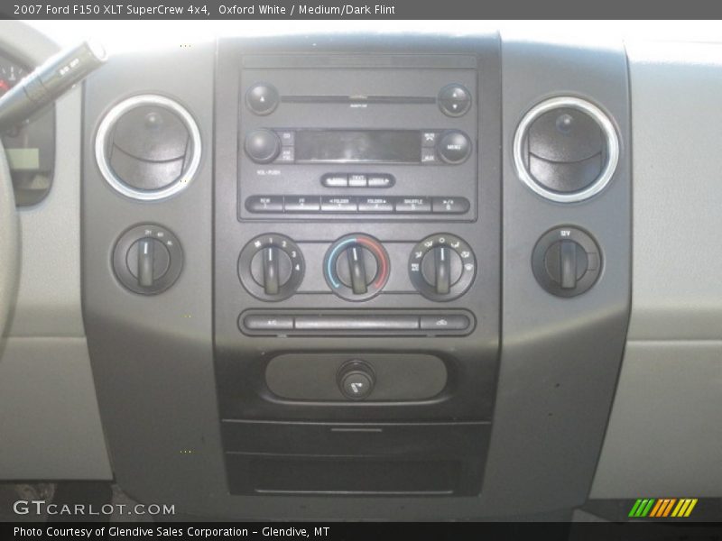 Oxford White / Medium/Dark Flint 2007 Ford F150 XLT SuperCrew 4x4