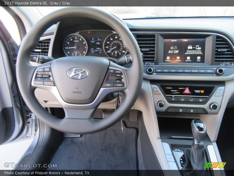 Gray / Gray 2017 Hyundai Elantra SE