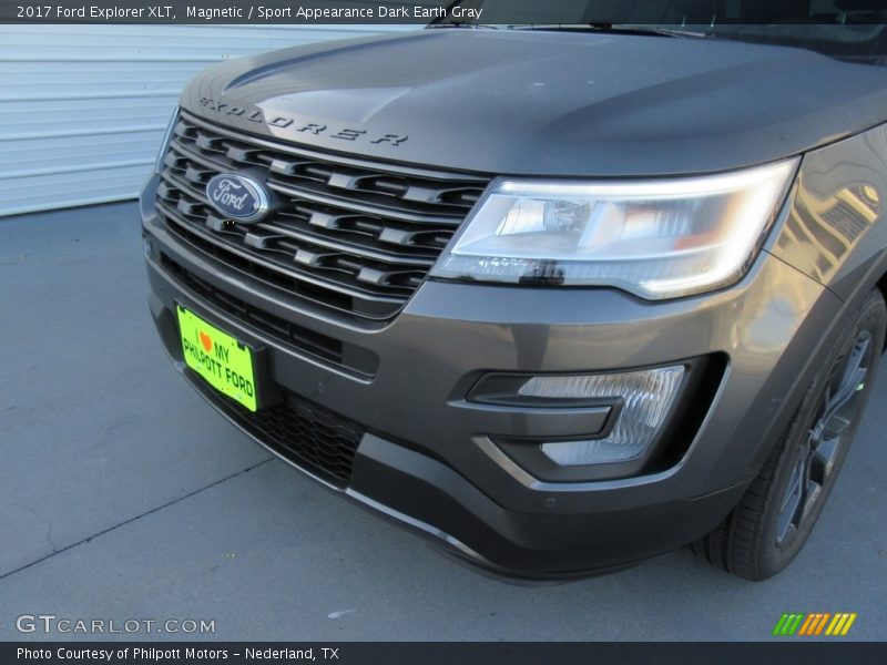 Magnetic / Sport Appearance Dark Earth Gray 2017 Ford Explorer XLT
