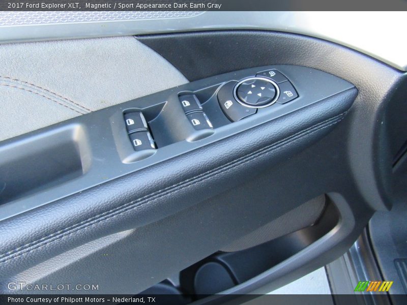 Magnetic / Sport Appearance Dark Earth Gray 2017 Ford Explorer XLT