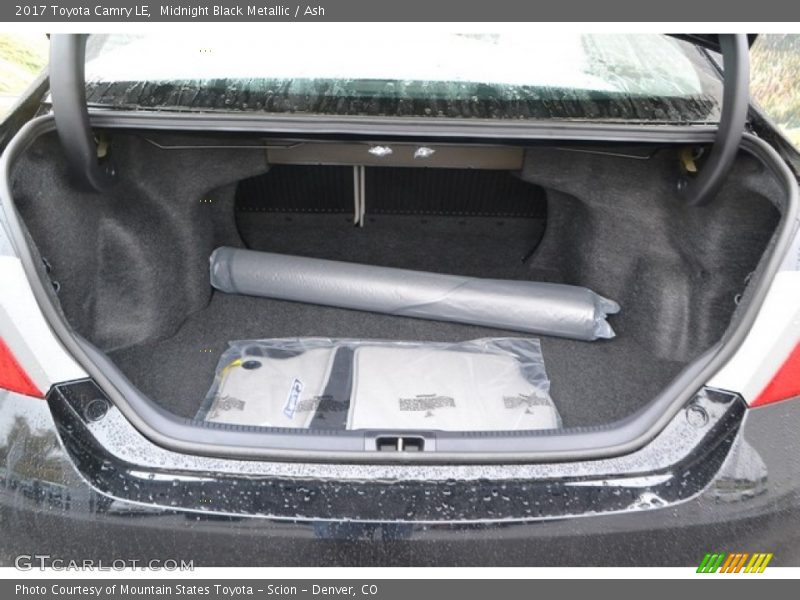 Midnight Black Metallic / Ash 2017 Toyota Camry LE