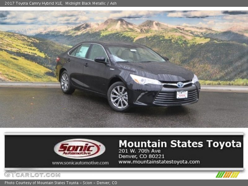 Midnight Black Metallic / Ash 2017 Toyota Camry Hybrid XLE