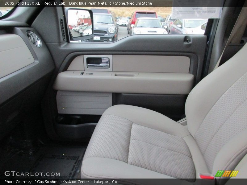 Dark Blue Pearl Metallic / Stone/Medium Stone 2009 Ford F150 XLT Regular Cab