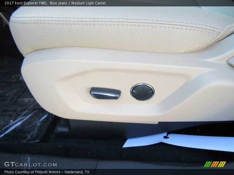 Blue Jeans / Medium Light Camel 2017 Ford Explorer FWD