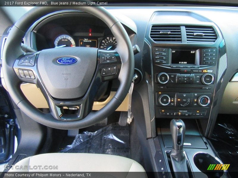 Blue Jeans / Medium Light Camel 2017 Ford Explorer FWD