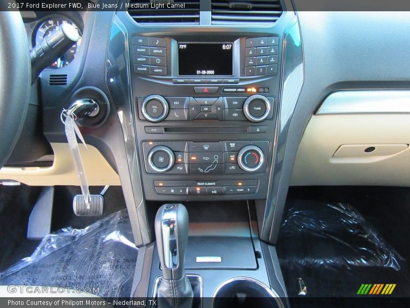 Blue Jeans / Medium Light Camel 2017 Ford Explorer FWD