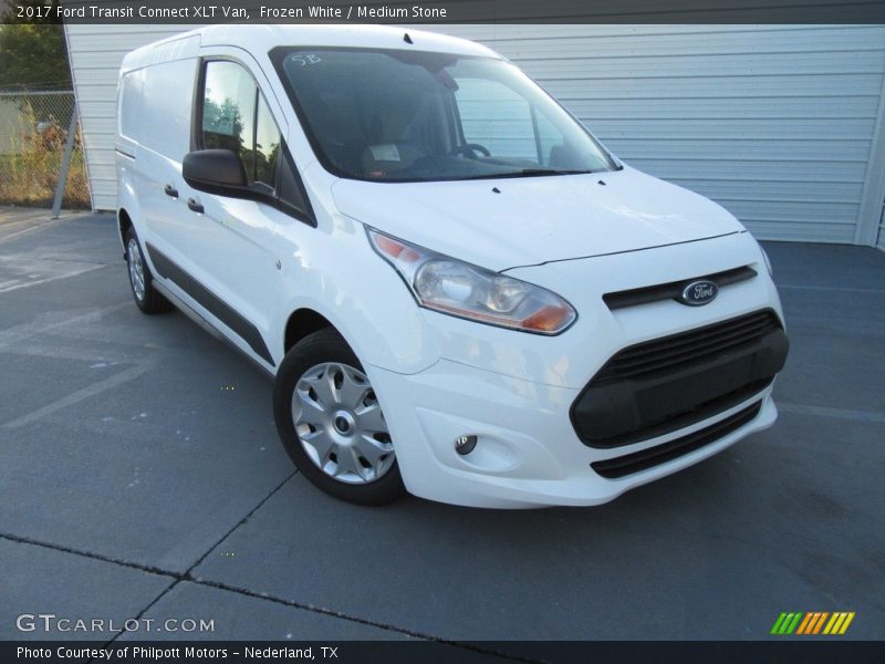 Front 3/4 View of 2017 Transit Connect XLT Van