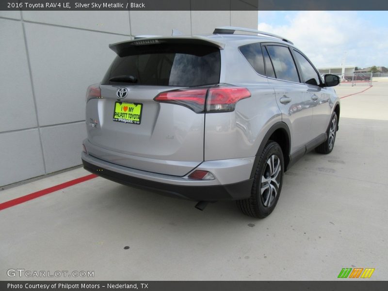 Silver Sky Metallic / Black 2016 Toyota RAV4 LE