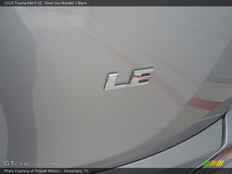 Silver Sky Metallic / Black 2016 Toyota RAV4 LE