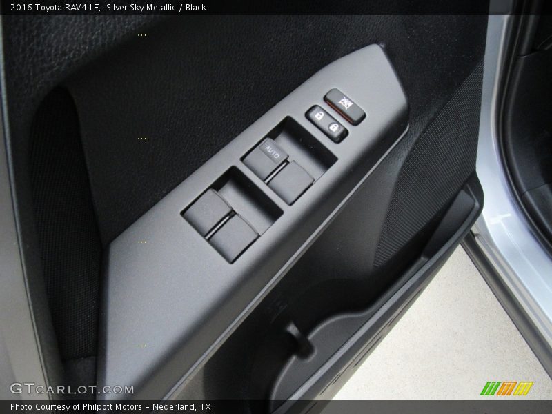 Silver Sky Metallic / Black 2016 Toyota RAV4 LE