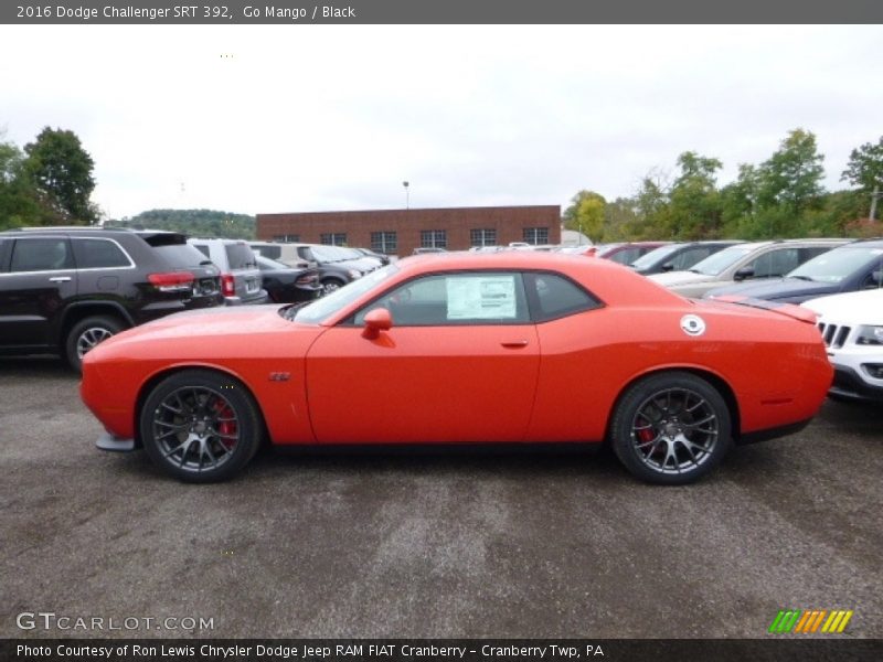 Go Mango / Black 2016 Dodge Challenger SRT 392