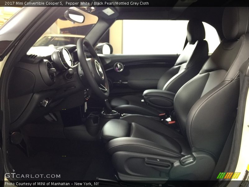Pepper White / Black Pearl/Mottled Grey Cloth 2017 Mini Convertible Cooper S