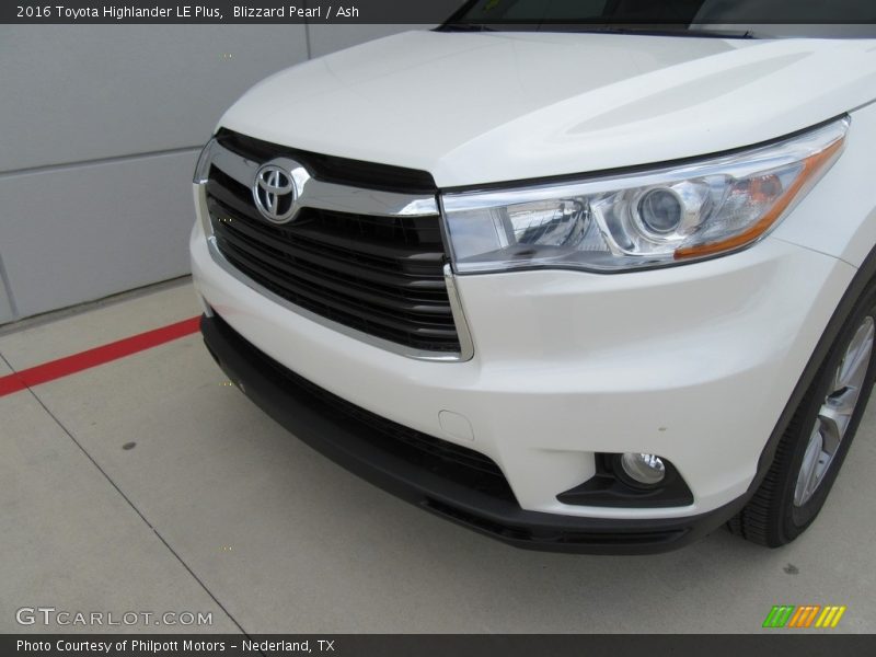 Blizzard Pearl / Ash 2016 Toyota Highlander LE Plus