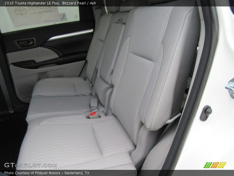 Blizzard Pearl / Ash 2016 Toyota Highlander LE Plus