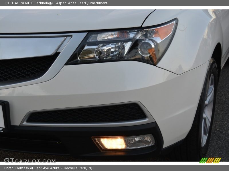 Aspen White Pearl / Parchment 2011 Acura MDX Technology