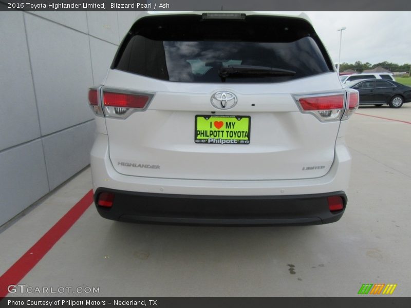 Blizzard Pearl / Ash 2016 Toyota Highlander Limited