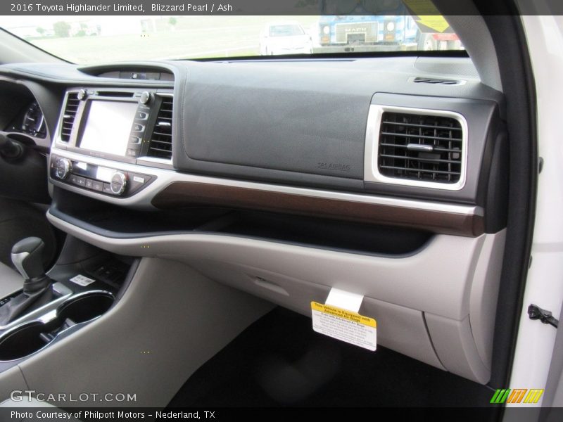 Blizzard Pearl / Ash 2016 Toyota Highlander Limited