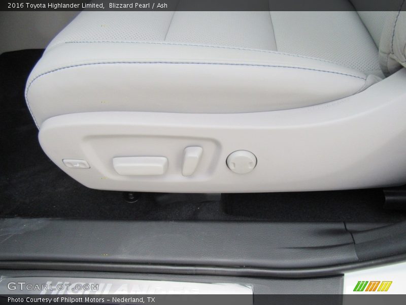 Blizzard Pearl / Ash 2016 Toyota Highlander Limited