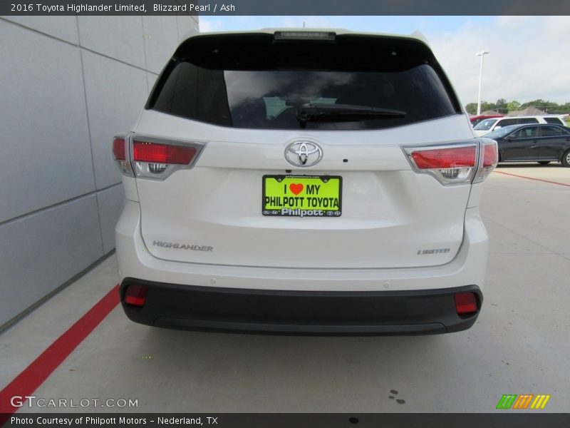 Blizzard Pearl / Ash 2016 Toyota Highlander Limited