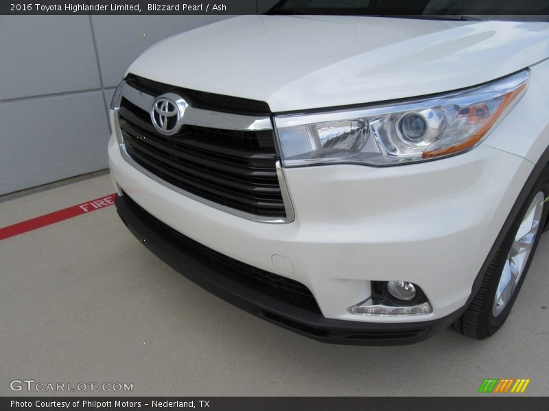 Blizzard Pearl / Ash 2016 Toyota Highlander Limited