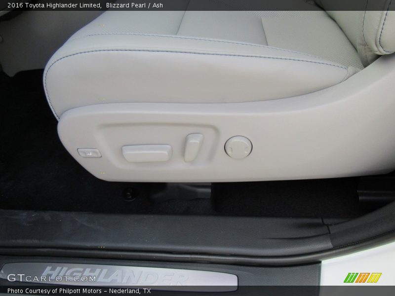 Blizzard Pearl / Ash 2016 Toyota Highlander Limited