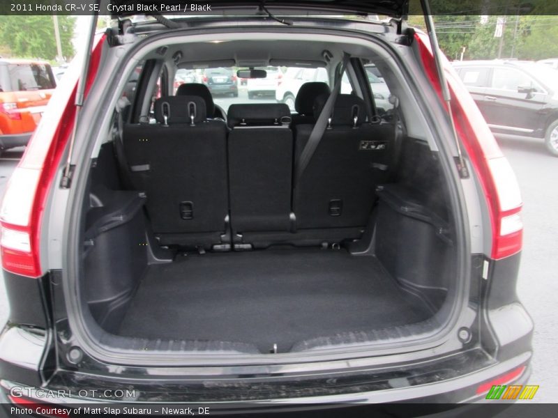 Crystal Black Pearl / Black 2011 Honda CR-V SE